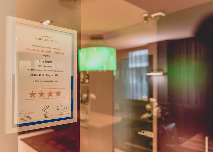 Bliss Design Hotel - Frankfurt City Hotel 4*